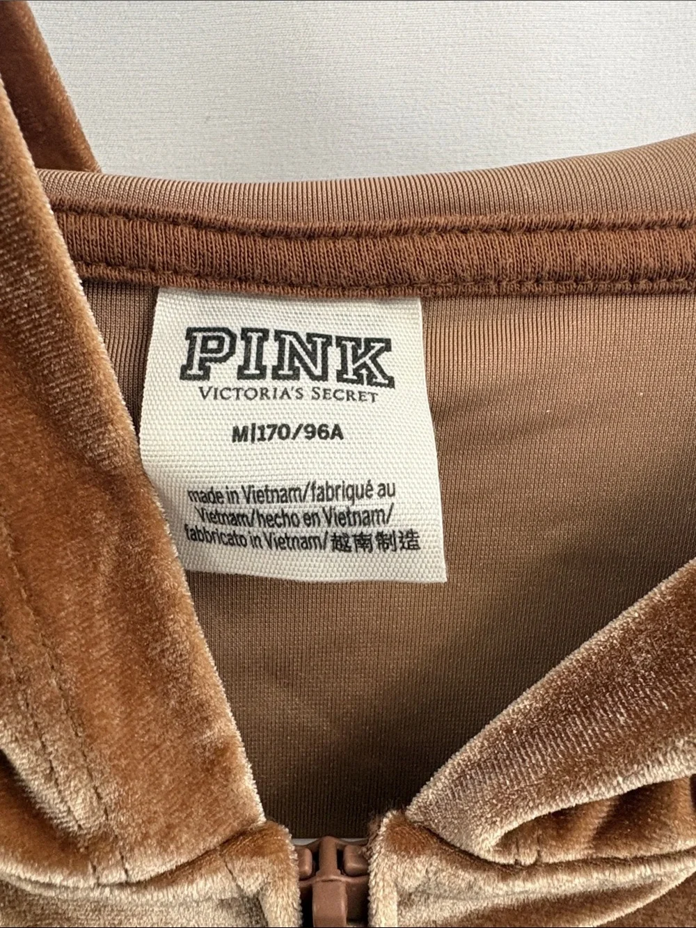 PINK Victoria’s Secret Velour Track Suit Women’s Size S/M Tan 2 Pc Rhinestone - Picture 4 of 9